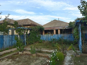 Vând casă în Comuna Dăeni Județul Tulcea