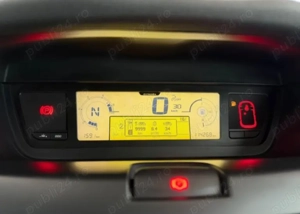 Citro n C4 Picasso 1.6 e-HDI FAP EGS6 Exclusive - imagine 12 Citro n C4 Picasso 1.6 e-HDI FAP EGS6 Exclusive - imagine 12