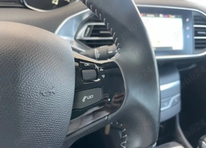 Peugeot 308 1.2 VTi Active - imagine 12