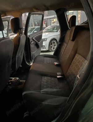 Dacia Duster 1.5 dCi 4x2 Laureate - imagine 17