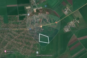 Teren extravilan cu iesire la drumul principal- Pecica, Arad