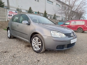 Vw golf 1.6 benzina 102 cp clasic