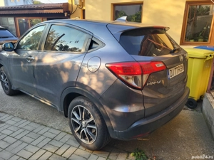 Honda HR-V 2019 1.5 benzină 21.000 km - imagine 2 Honda HR-V 2019 1.5 benzină 21.000 km - imagine 2