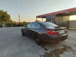 Vând BMW seria 7 în stare bună 321000 km în creștere mașina circulă zilnic, citiți anunțul! - imagine 5