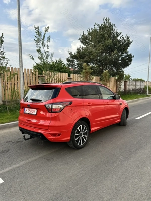 Ford Kuga ST-Line 4x4 Automatic 150 CP - imagine 4