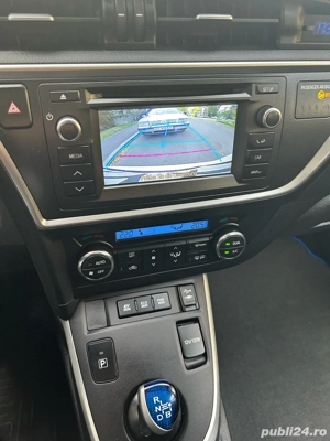 Toyota Auris Hybrid 2015 - imagine 7
