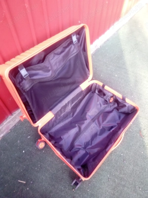 Vând troler plastic - imagine 3