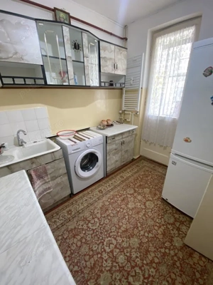 Apartament-250 euro-etaj 3 - imagine 2 Apartament-250 euro-etaj 3 - imagine 2