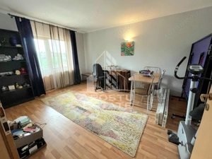 Casa individuala cu 7 camere,3 bai si garaj, P+1, zona Aradului - imagine 15