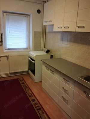Închiriez apartament