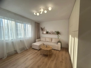 Apartament cu 2 camere, 43 mp, balcon, zona Manastur!