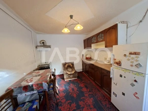 Casa cu 6 camere 720 mp teren in sat Bungard din judetul Sibiu - imagine 19