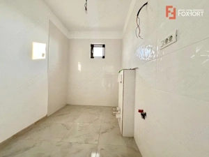 Casa individuala de vanzare cu 4 camere si teren de 532 mp, zona Remetea Mare - imagine 6