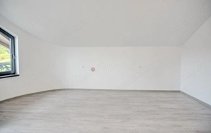 Zona Linistita Structura Generoasa - imagine 5