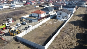 Casă de vânzare în Curtea de Argeș, strada Vasile Lupu. - imagine 3