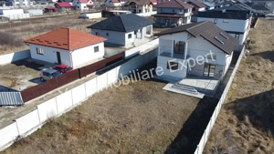 Casă de vânzare în Curtea de Argeș, strada Vasile Lupu. - imagine 17