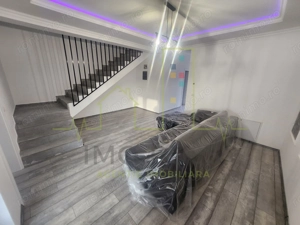 Duplex Mosnita. 4 Camere. Bucatarie separata. 1 dormitor la parter. - imagine 2