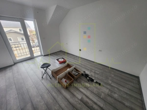 Duplex Mosnita. 4 Camere. Bucatarie separata. 1 dormitor la parter. - imagine 8