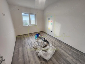 Duplex Mosnita. 4 Camere. Bucatarie separata. 1 dormitor la parter. - imagine 5