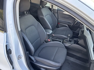 Ford Focus 1.5 EcoBlue Connected - imagine 10