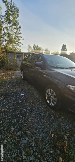 Vand Fiat Tipo Break 2018, 119000km, 1.4 T-Jet, 120CP, GPL fabrica - imagine 5