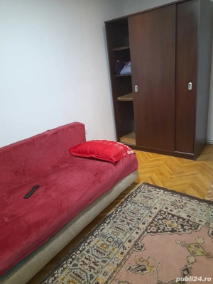 Vanzare apartament 3 camere semidecomandat - imagine 5