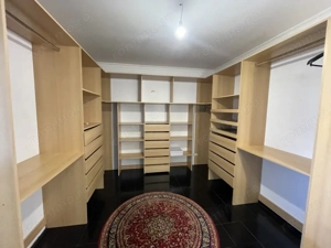 Curtea Domneasca, vilă individuală, 6 camere, 3 bai, garaj, mobilată și utilată  - imagine 11 Curtea Domneasca, vilă individuală, 6 camere, 3 bai, garaj, mobilată și utilată  - imagine 11