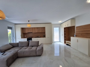 Modern. Mobilat si utilat. Disponibil imediat. - imagine 3