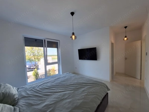 Modern. Mobilat si utilat. Disponibil imediat. - imagine 8