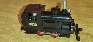 totul de la MEHANO scara HO   16.5 mm locomotiva tip aburi  4 vagoane de marfa 