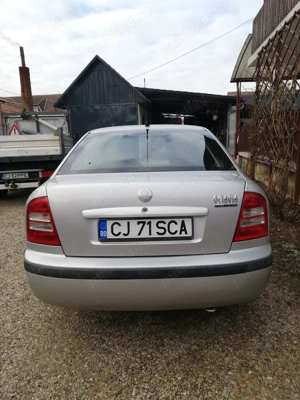 Vând Skoda Octavia II