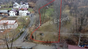 Teren de vânzare în comuna Arefu, județ Argeș.