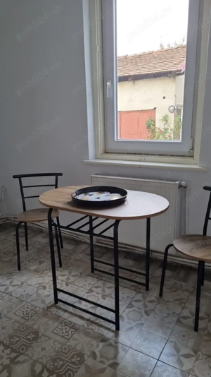 Inchiriez garsoniera