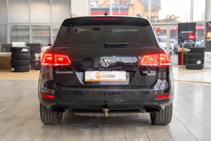Volkswagen Touareg 3.0 4Motion - imagine 6