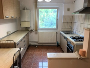 Ofer spre închiriere apartament cu 4 camere, zona Medicină   Timișoara