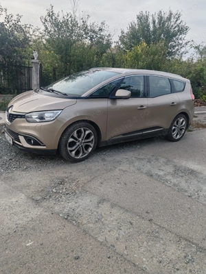 Renault grand scenic  - imagine 7 Renault grand scenic  - imagine 7