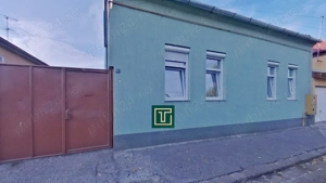 Casă cu 3 camere de vânzare în Arad   cartier Pârneava, complet renovată și pregătită pentru mutare - imagine 3