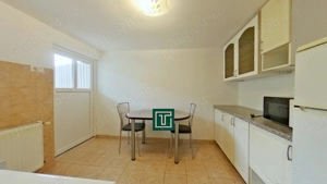 Casă cu 3 camere de vânzare în Arad   cartier Pârneava, complet renovată și pregătită pentru mutare - imagine 8