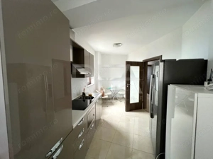 Apartament modern cu 3 camere, 2 terase și centrală proprie în Lujerului - imagine 9