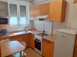 Inchiriez apartament cu 3 camere, ultracentral, Oradea - imagine 4 Inchiriez apartament cu 3 camere, ultracentral, Oradea - imagine 4