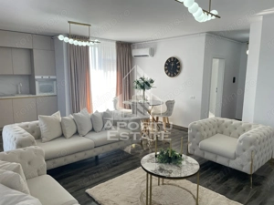 Apartament cu 2 camere,loc de parcare,centrala proprie, zona Torontal