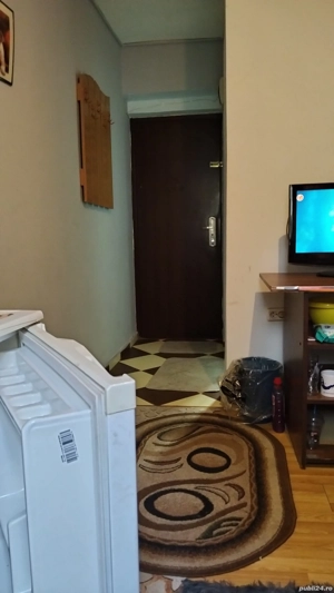 Închiriez garsonieră