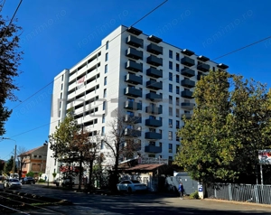 MUTARE IMEDIATA / decomandat / et. 2 / FINISAT / COMISION 0% / BLOC CU 2 LIFTURI