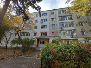 3 camere Piata Sudului - Str Emil Racovita