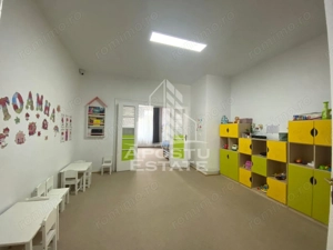 Casa partial mobilata, 10 camere,  zona Lunei - imagine 3