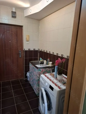 Vin garsoniera Arad zona Vlaicu 24 600 euro neg. - imagine 2