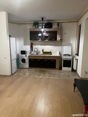 Proprietar, închiriez apt.2 camere, decomandat, situat la 15 minute de AFI Cotroceni 