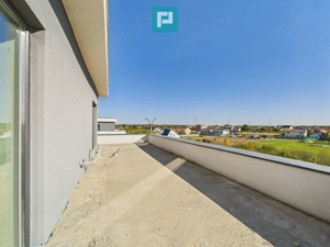 Penthouse cu lift privat și terasă mare în Ghiroda - imagine 10