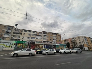 Închiriere spațiu comercial *vizibil ~ 100 mp cu dublu acces* - strada 9 Mai