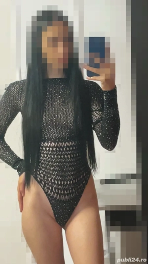 Denisa!! 21 ani! Fac si deplasari!!!